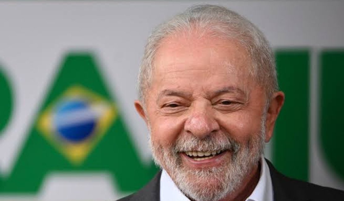 Governo Lula anuncia auxílio de R$ 800 por desabrigado em municípios atingidos por ciclone