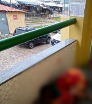 Morador de rua é cruelmente assassinado na frente do Bolsa Família