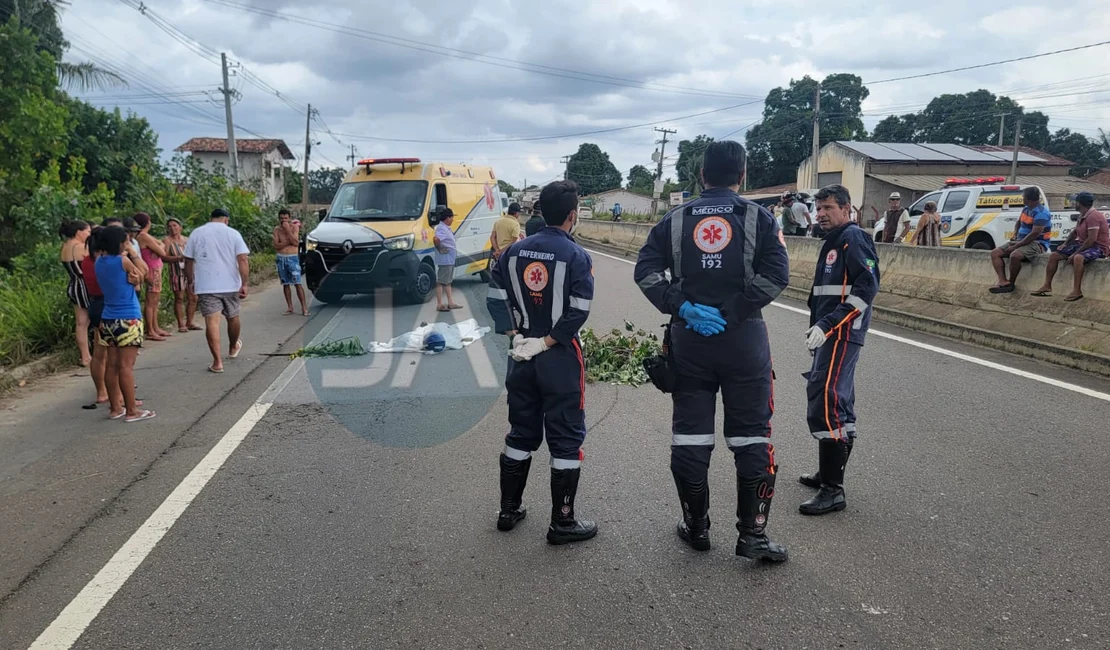 Motociclista morre após colisão com cavalo na na AL-220 , em Arapiraca