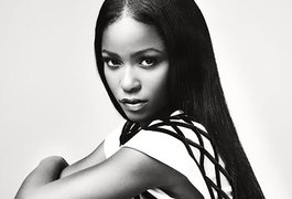 Cantora Simone Battle, finalista do X Factor, foi encontrada morta