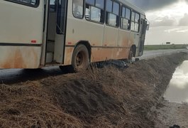 Trabalhadora rural morre atropelada por ônibus no Agreste alagoano
