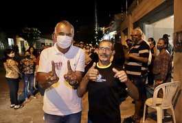 Candidato a Prefeito de Arapiraca, Tarcizo Freire é bem recebido no bairro Baixão