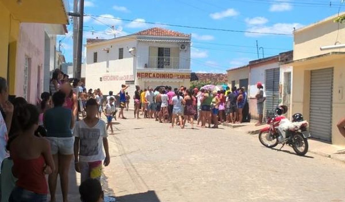 Jovem fica gravemente ferido após ser baleado no Sertão de Alagoas