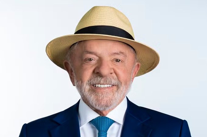 Pesquisa Atlas/Bloomberg: Lula tem 43,4% e lidera com quase 10 pontos de diferença contra Flávio Bolsonaro