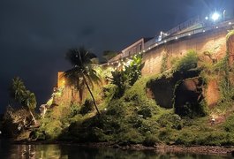 Equipamentos do novo projeto de iluminação da Rocheira de Penedo são furtados