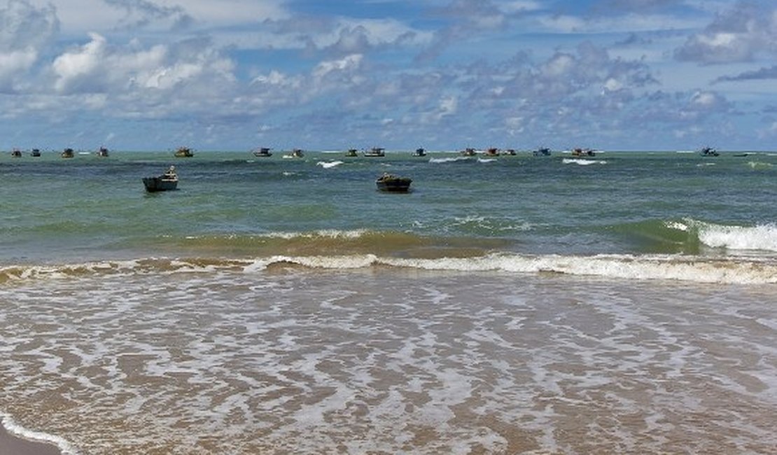 Confira os pontos próprios para banho nas praias de Alagoas