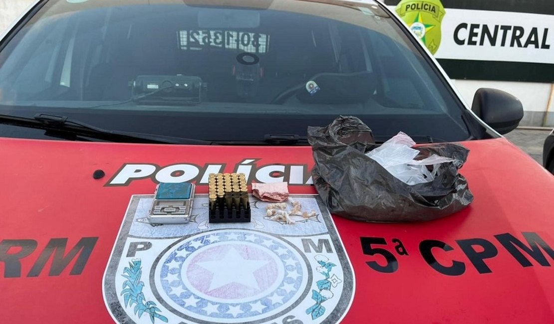 Polícia Militar apreende crack e cocaína após denúncias em Maceió e Marechal Deodoro