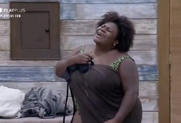 Jojo Todynho 'faz malcriação' e acaba trancada fora da sede pela produção