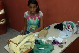 Passageira de van é flagrada transportando maconha para São Miguel dos Campos