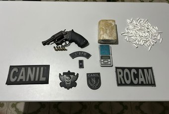 Ação policial prende suspeito de homicídio e apreende drogas e arma, em Arapiraca