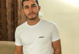 Jovem de 24 anos é executado a tiros no Centro de Dois Riachos