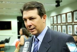 Relator desiste de incluir agentes penitenciários em aposentadoria especial