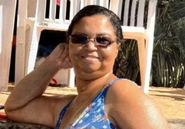 Mulher morre após inalar mistura de produtos de limpeza durante faxina no banheiro