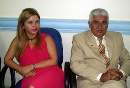 Carro de ex-vereadora do Pilar é alvo de disparos de arma de fogo