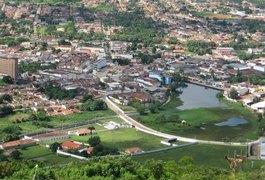 Recém-nascido é enterrado vivo logo após o parto em Palmeira dos Índios