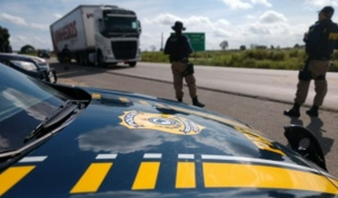 PRF registra nove acidentes e uma morte durante o feriadão em Alagoas