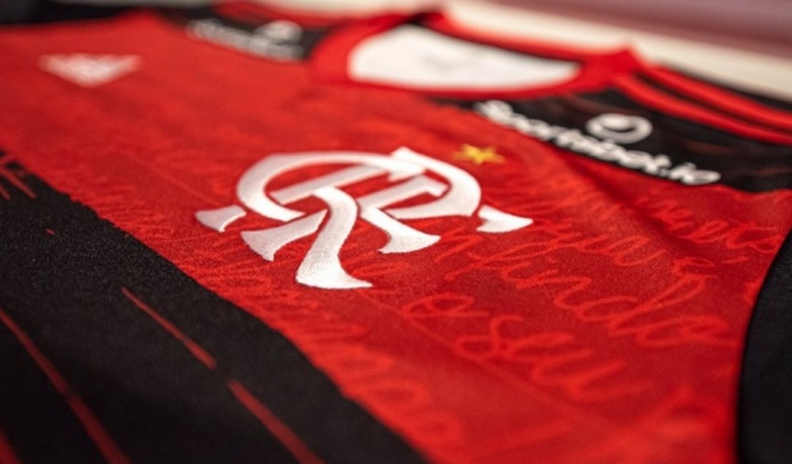 Por atraso, Flamengo não descarta acionar a Adidas na Justiça