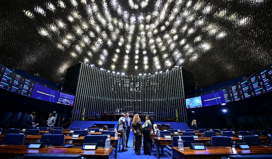Acompanhe a votação do fim da escala 6x1 ao vivo