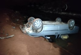 VÍDEO. Militares do 3º BPM resgatam vítima de acidente na Baixa da Onça, em Arapiraca