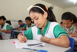 Alunos da rede municipal realizam provas da Olimpíada Brasileira de Astronomia