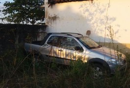 Mulher tem veículo com cosméticos roubado em Arapiraca