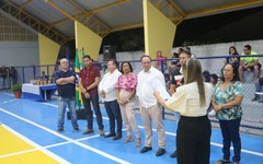 Prefeitura entrega ginásio poliesportivo no bairro Boa Vista