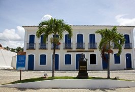 Presidente da câmara assume prefeitura e libera pagamento de servidores em atraso