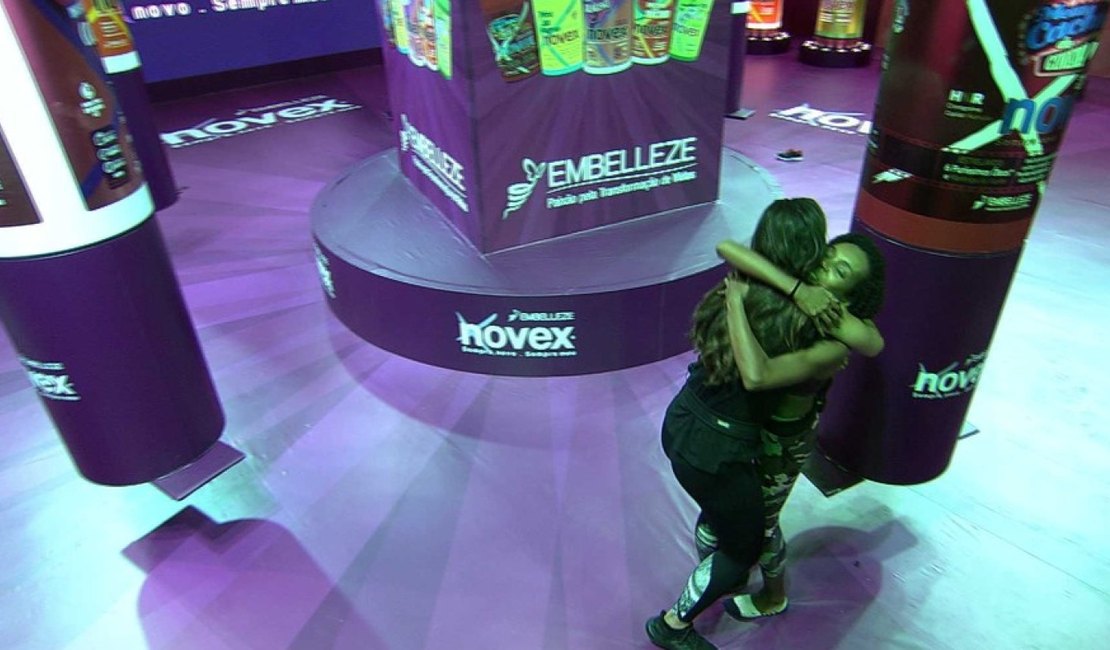 Após 26 horas de prova, Telma é a nova lider do BBB20