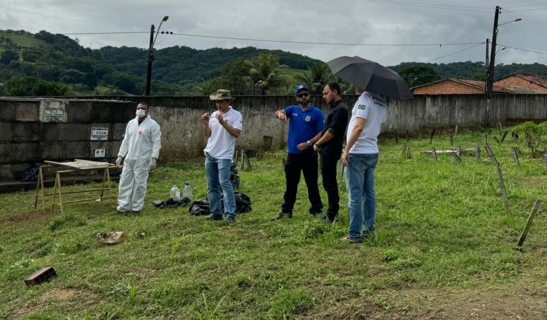 IML de Maceió exuma corpos para liberação de vagas em cemitério da capital