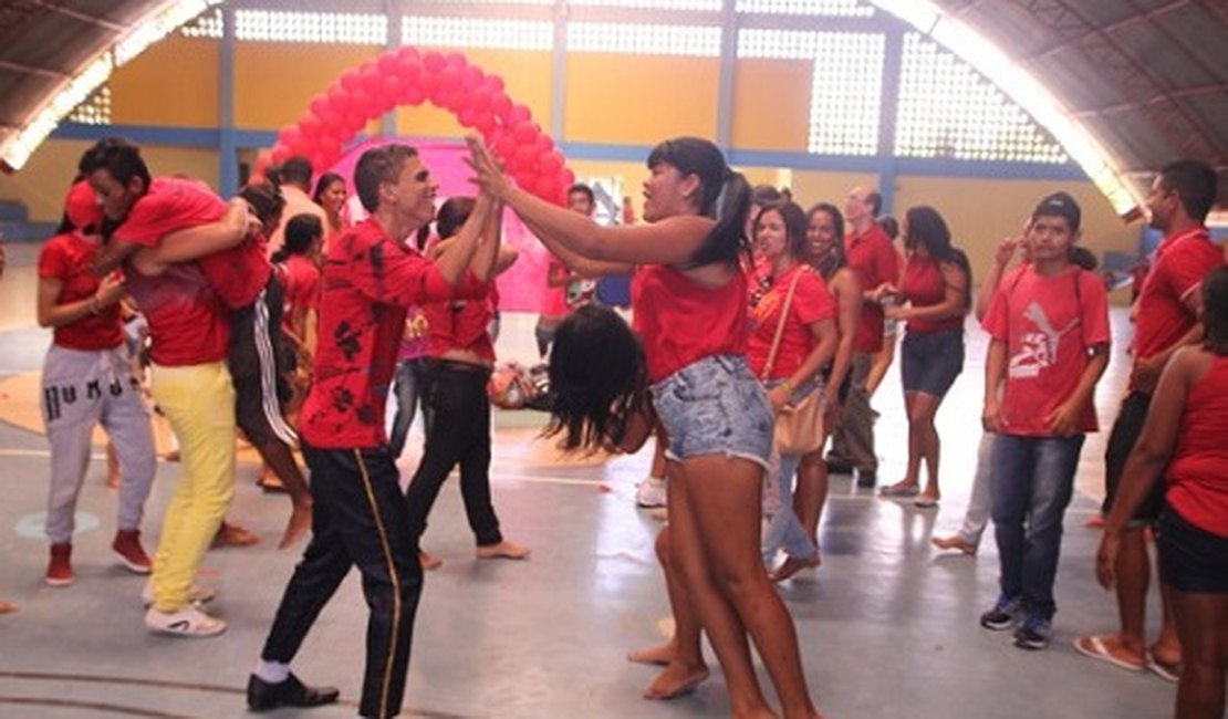 Gincana do Projovem Urbano movimenta mais de 300 adolescentes