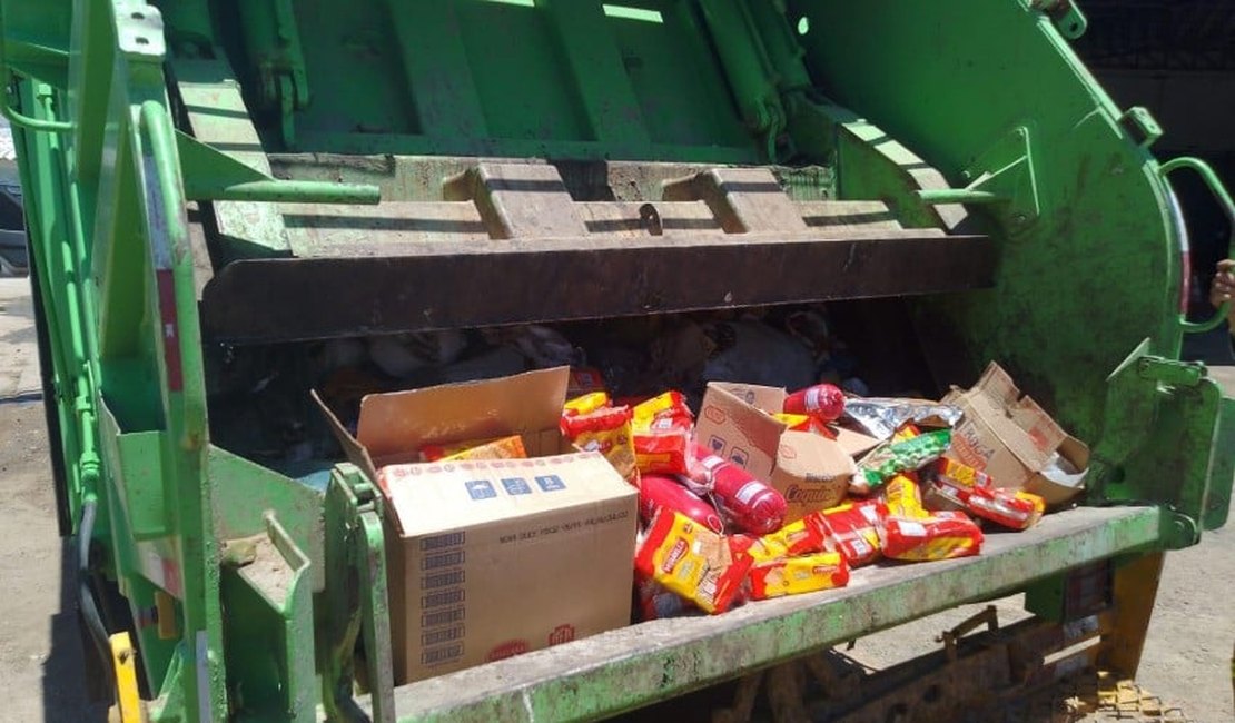 Mais de mil quilos de alimentos estragados são apreendidos em Alagoas