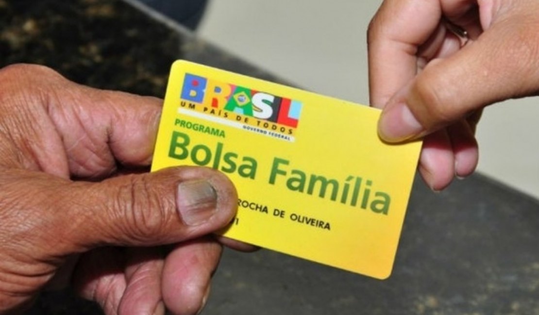 Bolsa Família começa a ser pago nesta quarta com reajuste de 5,6%