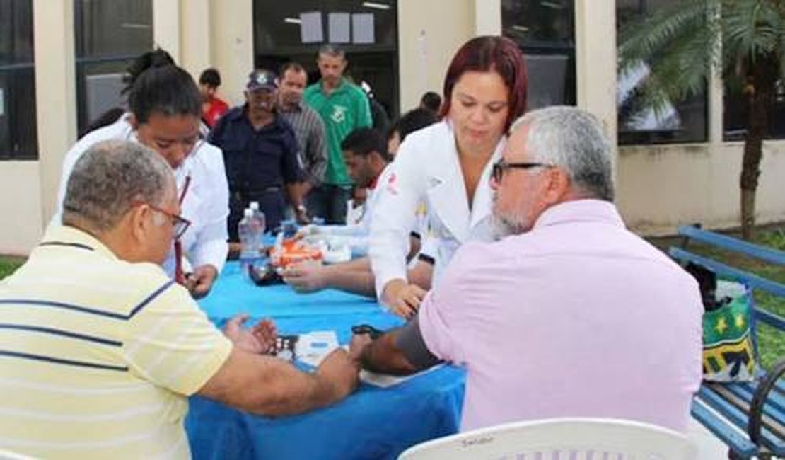 Novembro Azul: homens têm atendimento especial no 4º Centro de Saúde