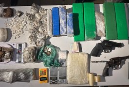 Operação integrada prende homens em flagrante e apreende mais de 8kg de drogas e revólveres em Maceió