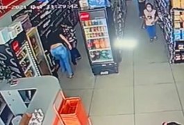 Trio de mulheres furta produtos em supermercado de Arapiraca