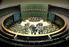 Comissão da Câmara analisa nesta segunda pedido de impeachment