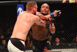 Cormier supera Gustafsson na decisão e mantém cinturão do UFC