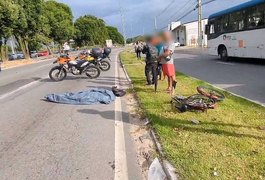 Câmera de segurança flagra acidente que deixou ciclista morto, em Maceió; assista