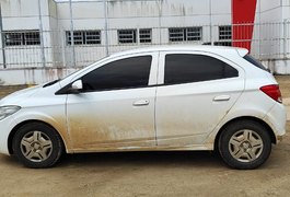 Ação policial localiza automóvel roubado de motorista por aplicativo, no Agreste alagoano