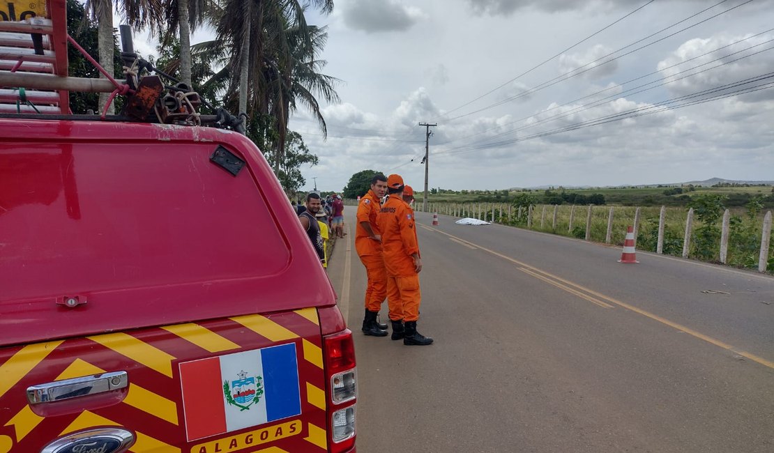 Jovem de 18 anos  morre após cair de carroceria de caminhão de empresa arapiraquense, na AL 486