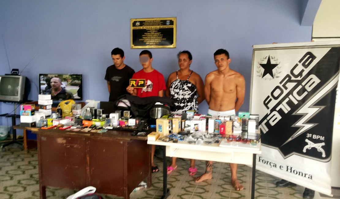 Três pessoas são presas e um menor detido após assalto a loja de celular em Arapiraca