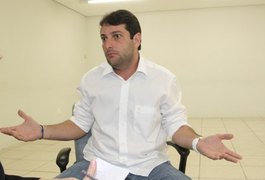MPE pede afastamento de Toninho Lins por dano de R$ 3 milhões