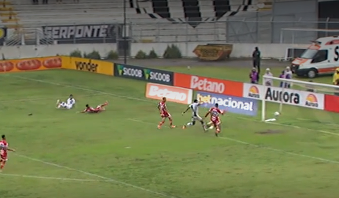 Ponte Preta bate CRB por 1 a 0 e volta a vencer um jogo após 5 meses