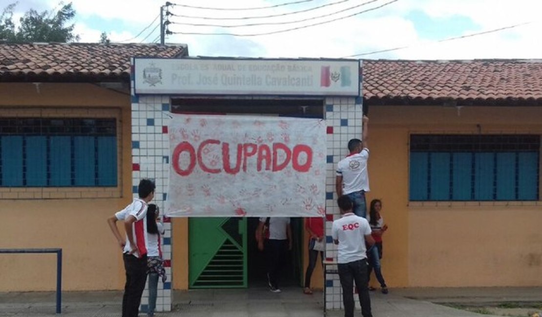 Defensoria Pública pede a desocupação de escolas em Arapiraca