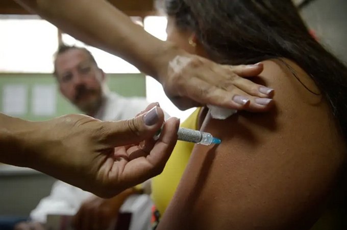 Vacinação contra o HPV avança, mas mortes ainda preocupam