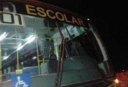 Estudantes são vítimas de arrastão em ônibus escolar, em União dos Palmares