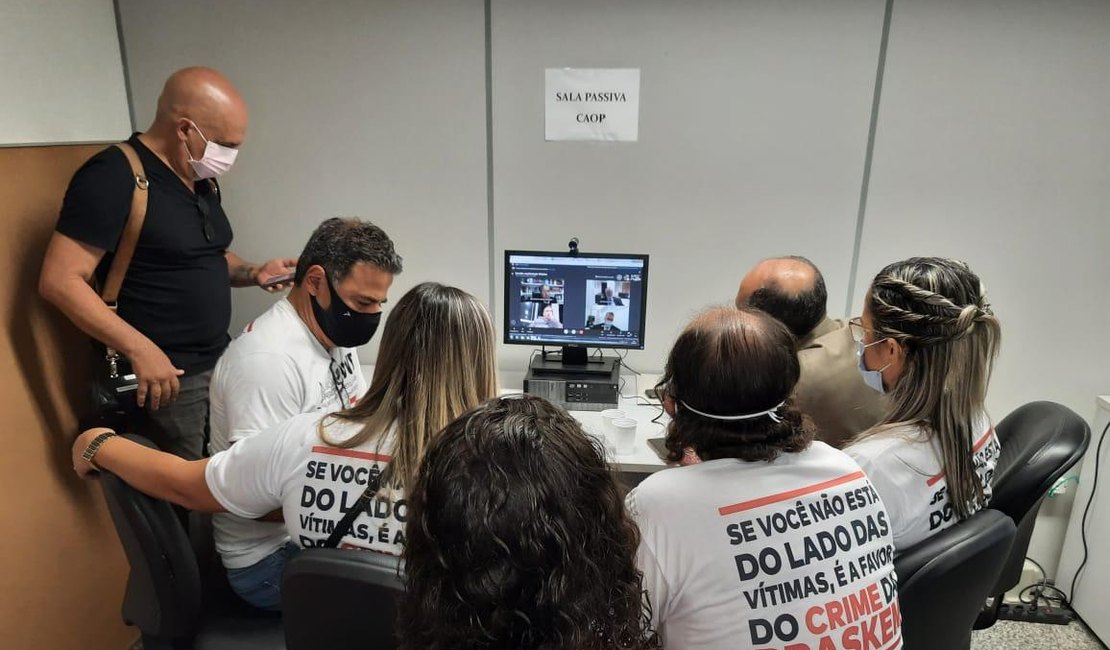 MPE se compromete em analisar reivindicações de associação de moradores do Pinheiro