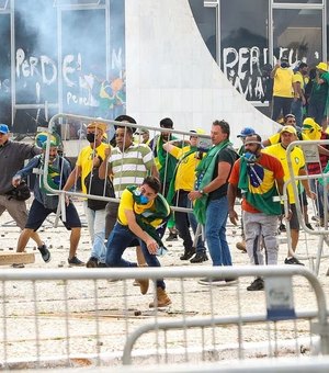 Vereadores de Porto Alegre fazem acordo para revogar Dia do Patriota