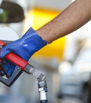 Combustíveis: fiscalização autua cinco postos e duas distribuidoras em Alagoas