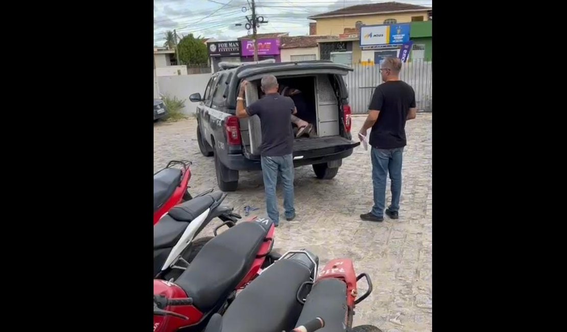 Polícia Civil prende suspeito com carro roubado, arma, drogas e mandado por homicídio em Maceió